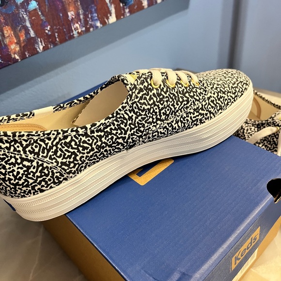 Ready for summer Beautiful Leopard print Keds sneakers. New in the box. - Picture 7 of 8